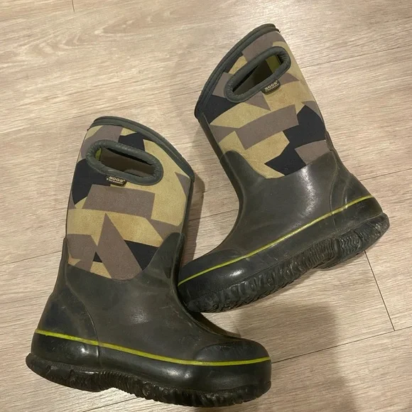 BOGS classic boots kids size 11 - Picture 5 of 7
